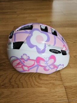 Dětská helma UVEX (46 - 52cm)