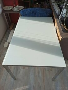 Stůl Ikea TORSBY