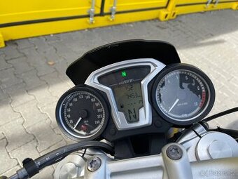 BMW NINE T