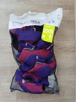 PRODÁNO Chrániče Oxelo z Decathlonu 3-7 let asi pro děvče.
