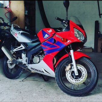 Honda cbr 125t