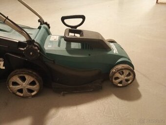 Sekačka na trávu Makita elektrická