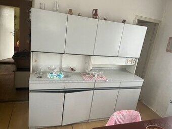 Daruji retro kuchyni, za odvoz