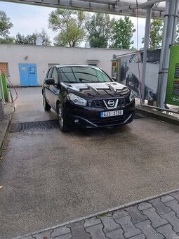 Nissan Qashqai 1, 5 dci