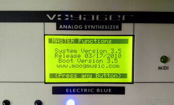 Moog Voyager Electric Blue Edition