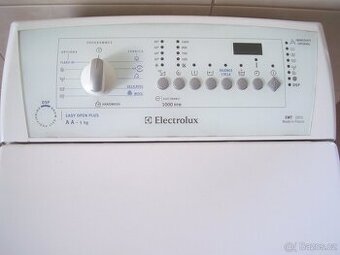 Pračka ELECTROLUX s vrchním plněním