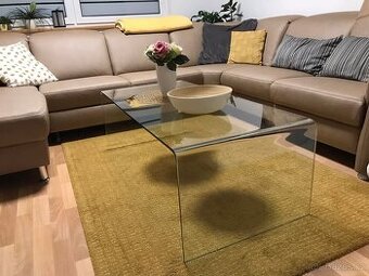 Konferenční stolek