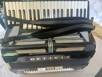 Krásny akordeón DELÍCIA CHORAL IV