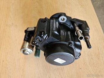 Ford - čerpadlo  9424A050A