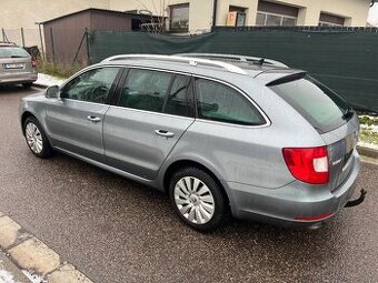 Škoda Superb 2 Elegance 2.0 TDi 125kW DSG F1 xenon