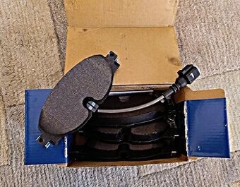 Sada brzdových destiček BOSCH