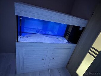 Predám akvárium, set