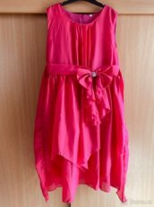 dívčí šaty 10-12let