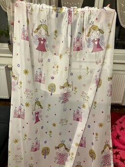 Princeznovské záclonky do dětského pokoje