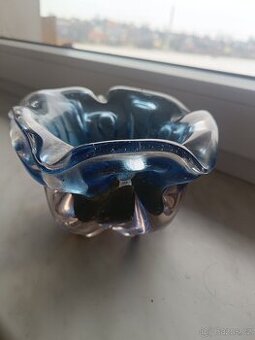 Prodám vázu a popelniky