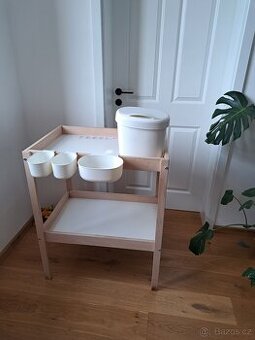 Přebalovací pult Sniglar Ikea zdarma