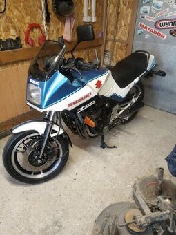 Silniční pneu 100/90-16