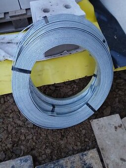 Prodám zemnicí pásovinu