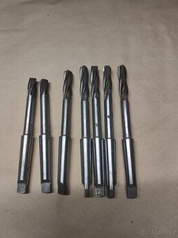 Výhrubníky, frézy