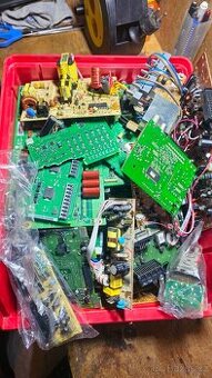 Prodám mix součástek elektro