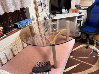 Stůl masiv kouřové sklo