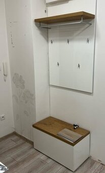 Botník + šatní panel