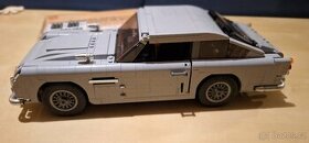 Lego Expert 10262 Bondův Aston Martin DB - 1