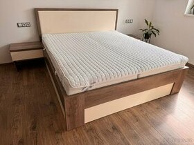 Manželská postel 180x200 s matracemi