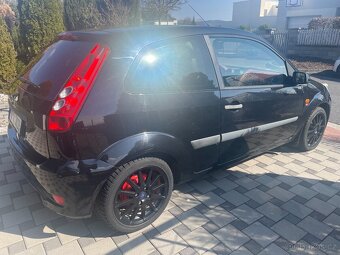 Ford Fiesta MK6 - park. kamera