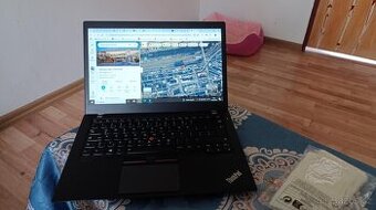 Herní notebook Lenovo