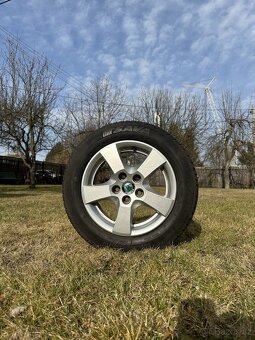 Originál alu kola Škoda Sprint - TOP stav, letní pneu
