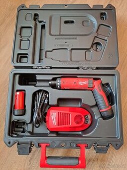 Milwaukee M4D-202