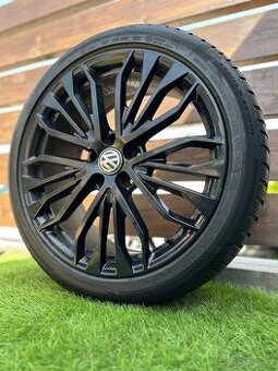 Alu kola 5x112 r20 s pneu (tiguan20)