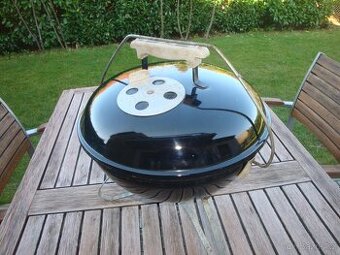 Weber Smokey Joe 37 cm - malý přenosný gril