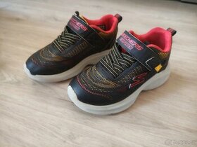 Voděodolné tenistky Skechers 27,5