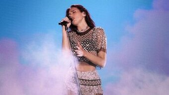2x Vstupenky Dua Lipa Praha 27.5.2025 stani