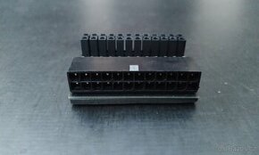 90° adaptér pro 24 PIN do základní desky