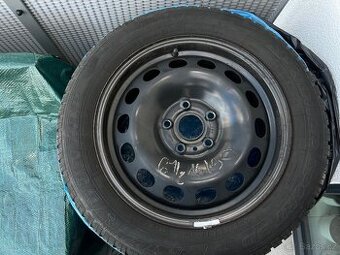Plechové disky R16 s pneu Dunlop