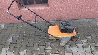 Sekačka s motorem Briggs & Stratton