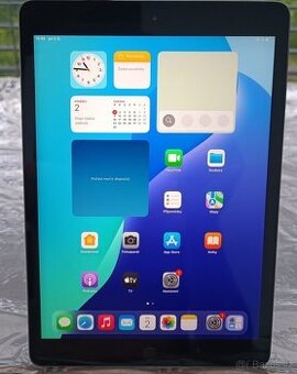 Apple iPad 8 gen. / 32GB Uložiště / 3GB RAM / LCD 10.2"