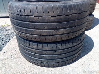 2ks letních pneu zn. Hankook 225/45 ZR 17