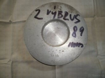 Píst HOLDER A12