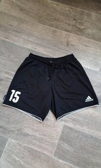 Hezké pánské kraťasy Adidas