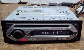 Autorádio SONY CDX-GT20 s CD MP3