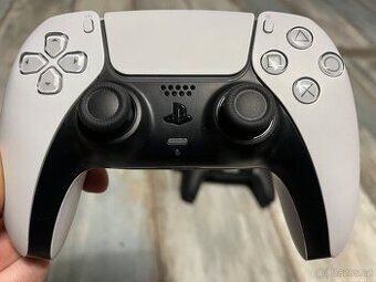 Nový ovladač ps5 Dualsense