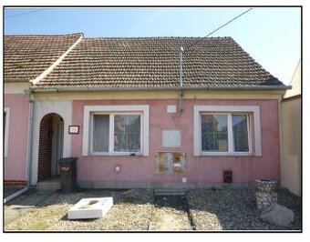 Rodinný dům v obci Uherčice, ID 7567e 0309