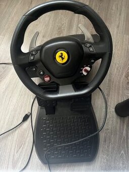 Thrustmaster volan