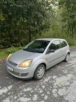 Ford Fiesta 1.3/51 kW – benzín, r.v.2006, najeto 120.600 km,