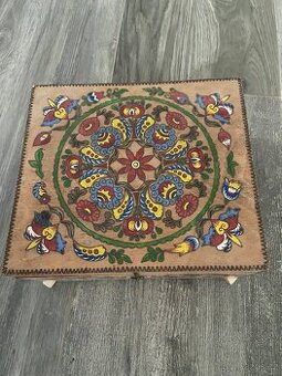 Dřevěná starožitná krabička - 1