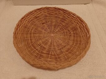 Misky ze šustí a proutí